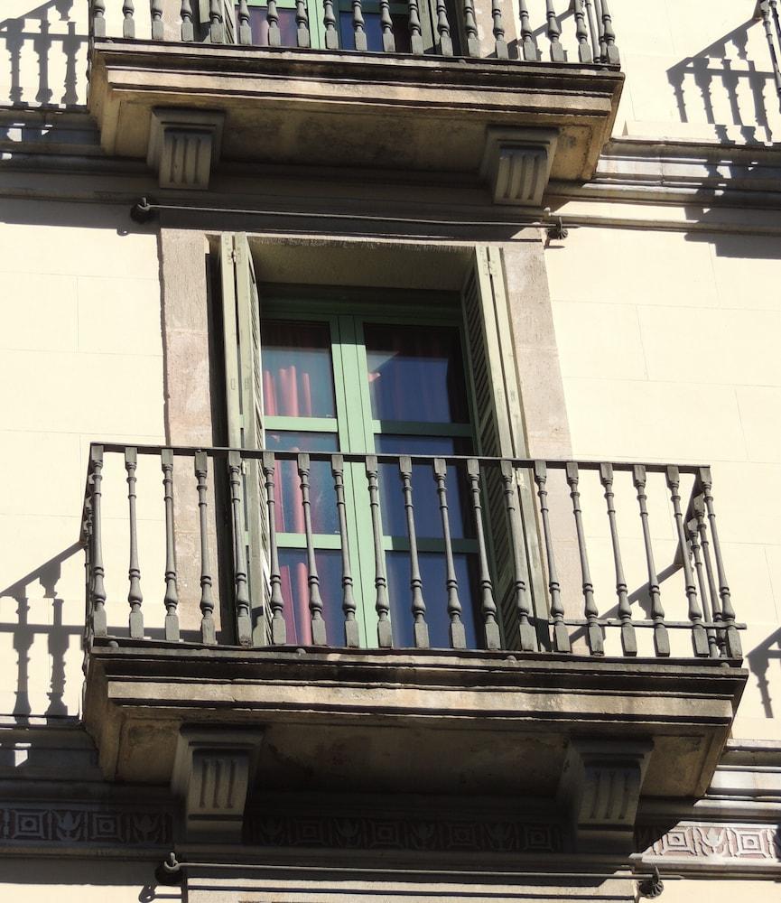 Ciutat Vella Hotell Barcelona Exteriör bild