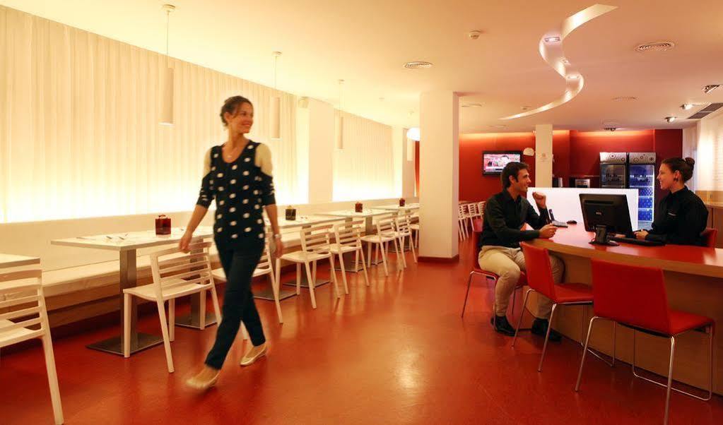 Ciutat Vella Hotell Barcelona Exteriör bild
